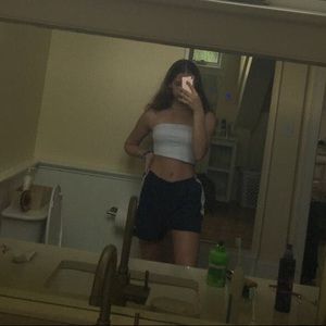 Meet your Posher, Leah